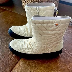 BOGS women’s snow boots